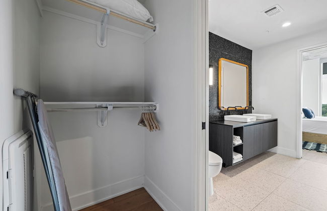 New 1BR Condo on Rainey St-Rooftop Pool - Foto 13