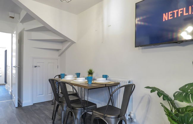 Tudors eSuites Birmingham Townhouse Private Garden Free Parking - Foto 23