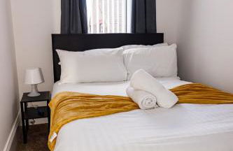 Spacious 4Bed Parking & Wi-Fi - Contractor Stays - Foto 61