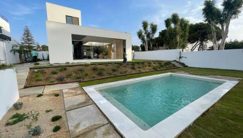 Hostidy Villa Horacia Resort - Foto 3, Garden, sunbed, Garden view