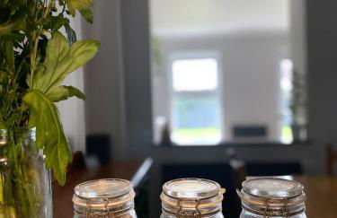 Sun Set House With Hot Tub - Photo 29