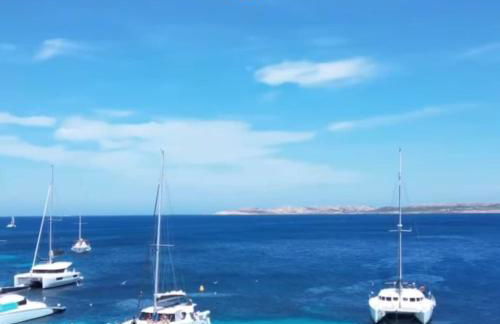 Steps from the Beach with views and big patio! - Photo 24