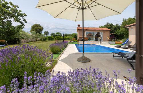 Luka's house - Photo 36