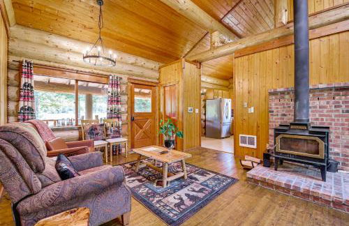 Hot Tub and Deck Dog-Friendly Arlington Cabin - Foto 8