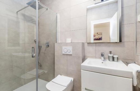 Nice Home In Linardici With Wifi - Photo 38