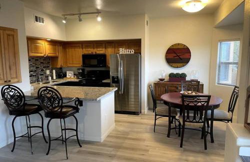 Spectacular Mountain Views at Hawk Ridge - Foto 13