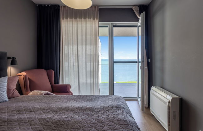 Lake Side Luxury – Steps to the Lake Lela - Foto 5