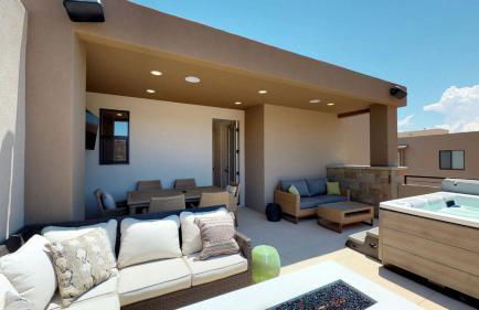 Townhome w Private Hot Tub Air Hockey and more - Foto 66