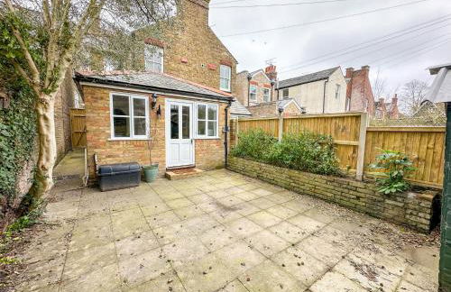 NEW - Luxury 3 bedroom Townhouse - Canterbury City Centre - Foto 45