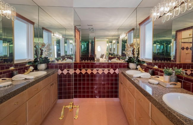 Stradella Spanish - Contemporary Mediterranean Estate w/ Resort-style Yard - Photo 24