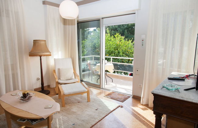 Fabulous Apartment Across Flisvos - Foto 22