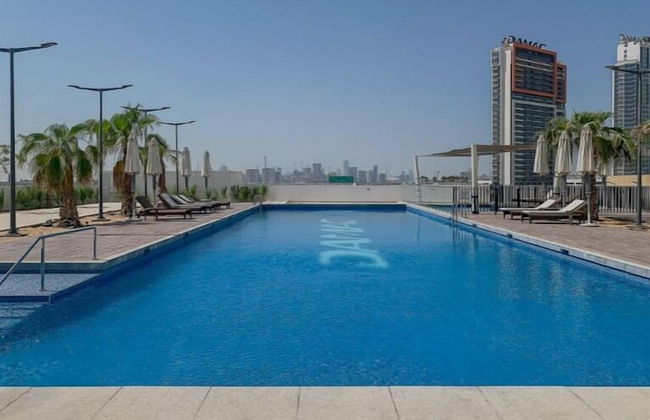 Nasma Holiday Homes - DAMAC Hills Artesia Tower C - Photo 7