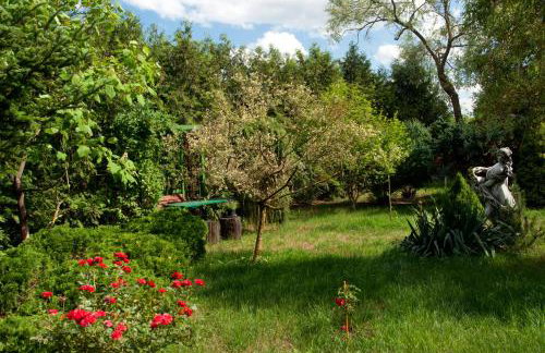 Dom z basenem nad Narwią - Foto 27