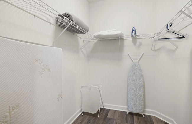 VA - Avalon - Apt 301 - Photo 18