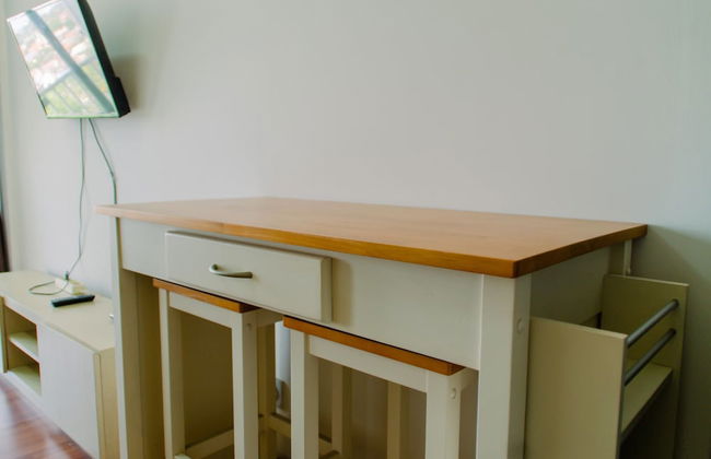 Comfortable and Simply Studio Apartment at Tamansari Skylounge - Foto 10