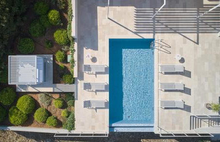 Villa Roca - Photo 1