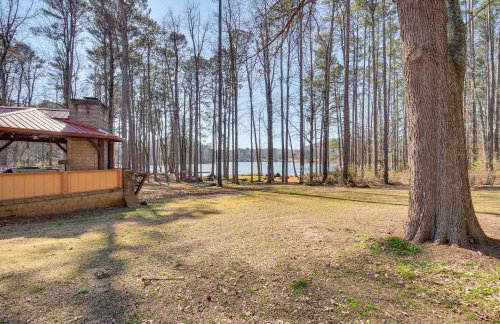 Anglers Dream Lake Guntersville Escape with Views! - Foto 25