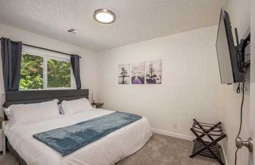 Updated Large River Front Home with Hot Tub - Foto 21