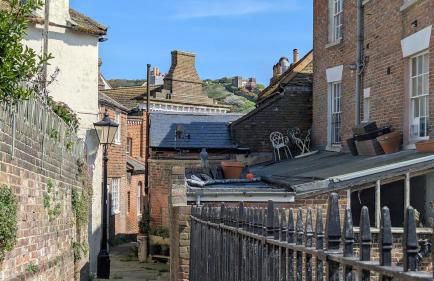 Period Suntrap Gem, Sea View 5 min to Sea and Station - Foto 7