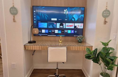 Emerald Luxe Lakeview 6 min to EPIC Universe - Foto 6