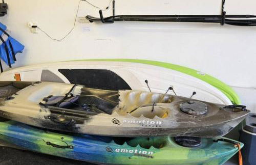 Cliff Views - Hot Tub - SUPs - Boat Parking - Sleeps 16 - Foto 4