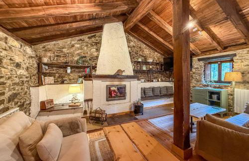 Cabaña La Gurueba, frente rio y cascada - Foto 48