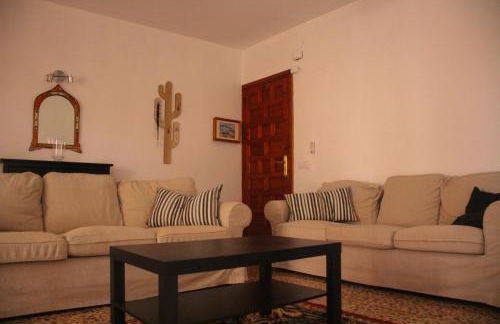 Piso superior tranquilo terraza y vistas A 45 min de Barcelona - Foto 10