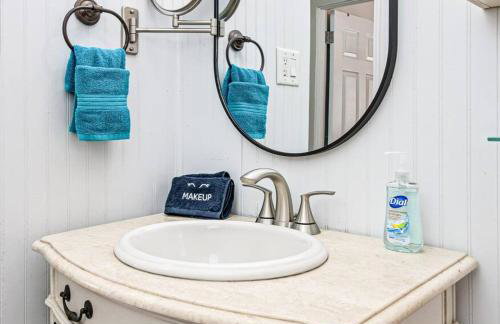 Lite Brite Beach Escape - Shine Brite, Relax Right! - Foto 27