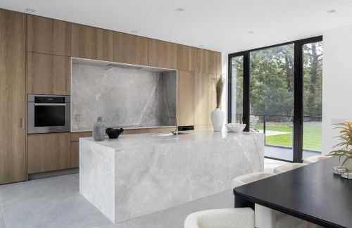 Blue Jay Villa by Rove Travel - Luxe Home with Pool - Foto 5