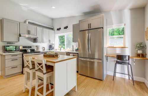 Deck, Hot Tub and Views Sleek Getaway in Index! - Foto 10