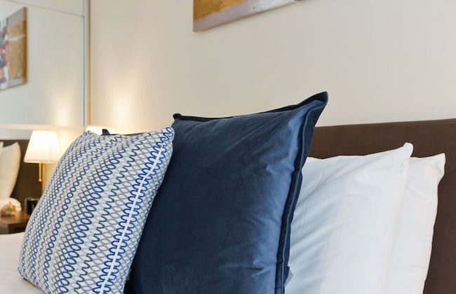 Broc House Suites - Photo 4