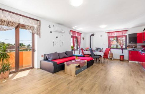 5 Bedroom Amazing Apartment In Viskovo - Photo 26