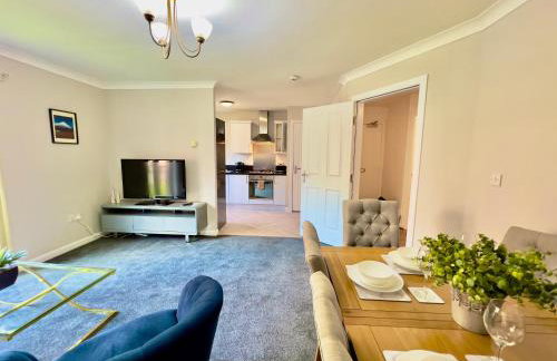 Stylish City Apartment with Free Parking near Town - Foto 33