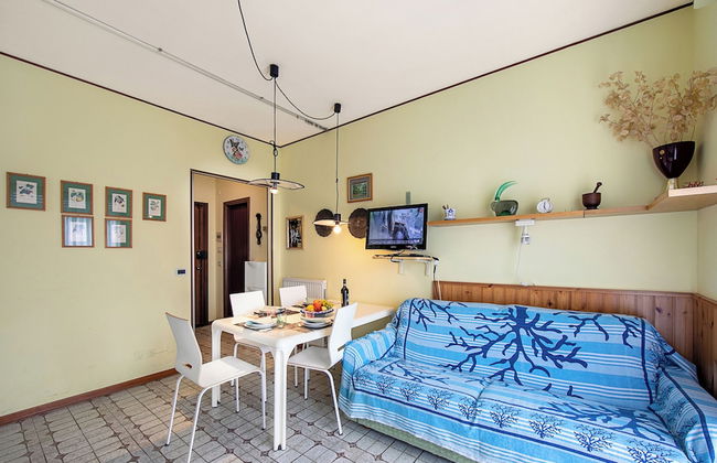 Edera With Balcony Few Steps From Sea - Photo 6