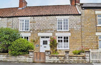 Evergreen Cottage - 27886 - Photo 1