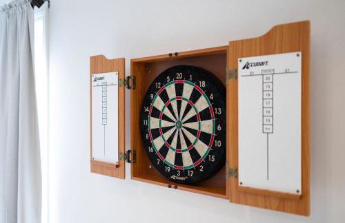 Cascadia Family Mansion, Hot Tub, Game Room, Gym! - Foto 18