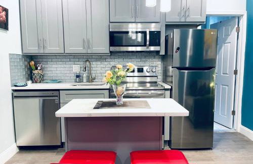 Rittenhouse Square near Kimmel Center 1BD - Photo 1