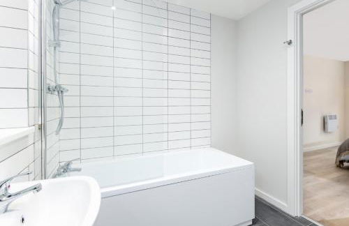 Gorgeous GF 2 Bed 2 bathroom Apartment Liverpool 3 - Foto 34