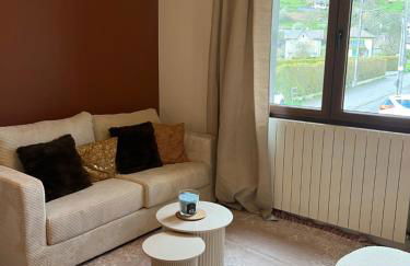 Cozy Alpine Apartment Sleeps 4, Private Parking - Foto 7