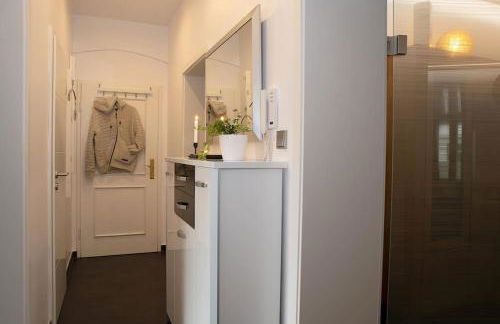 MD-7 Lutherstrasse 15 - Luxus-Wasserbett-SmartTV-Terrasse-2Schlafzimmer - Foto 16