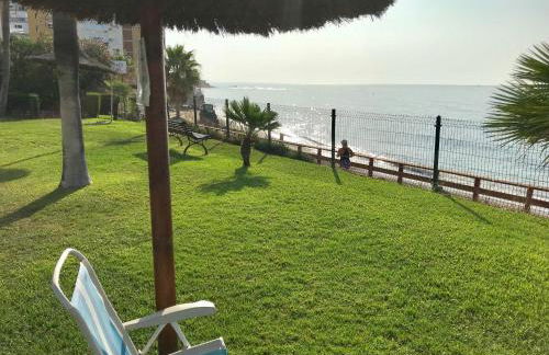 MI CAPRICHO, Beachfront, Grownfloor, Private Garden & Terrace - Photo 34