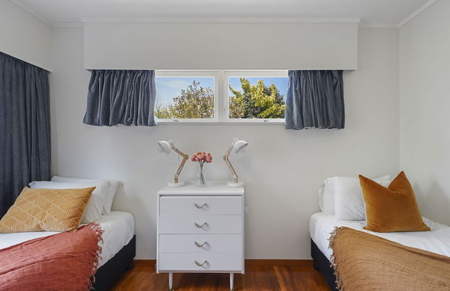 Dazzling Mairangi Bay Retreat Sea Views - Foto 13