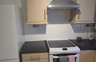 Modern 2-Bed Apt Near Hospital and University of Birmingham - Photo 11