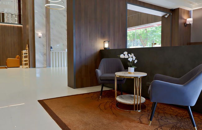 Grand Mercure Bangkok Asoke Residence - Photo 5