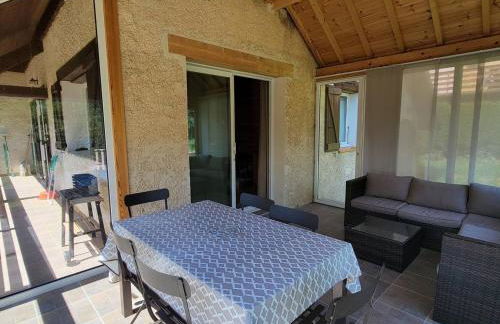 Maison calme avec jardin, 3 chambres, cheminée proche station de ski - FR-1-393-151 - Foto 7