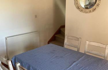 Annex at Southfields in idyllic Hampshire village - Photo 23