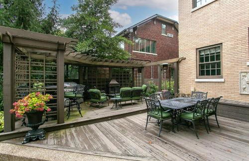 Regal Mansion with Private Garden in Quiet Area-Family Friendly - Foto 32