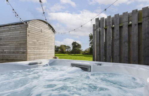 Nori's Nest, Croft Hooper - Hot Tub - Free WiFi & Parking - Fire Pit - Foto 22
