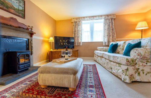 Cosy 4-Bed Cottage in Kirk Yetholm by MCPI Hosting, Perfect for Families & Holidaymakers - Foto 13