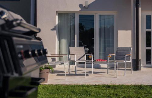 Villa Pietra - Photo 4